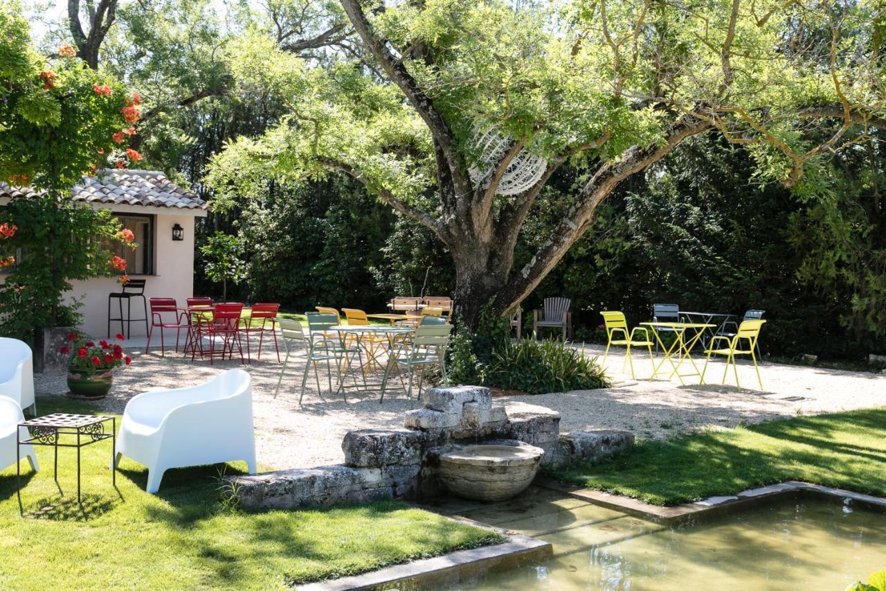 Demeures Et Chateaux Hotel L'Hermitage Pernes-les-Fontaines Exterior photo