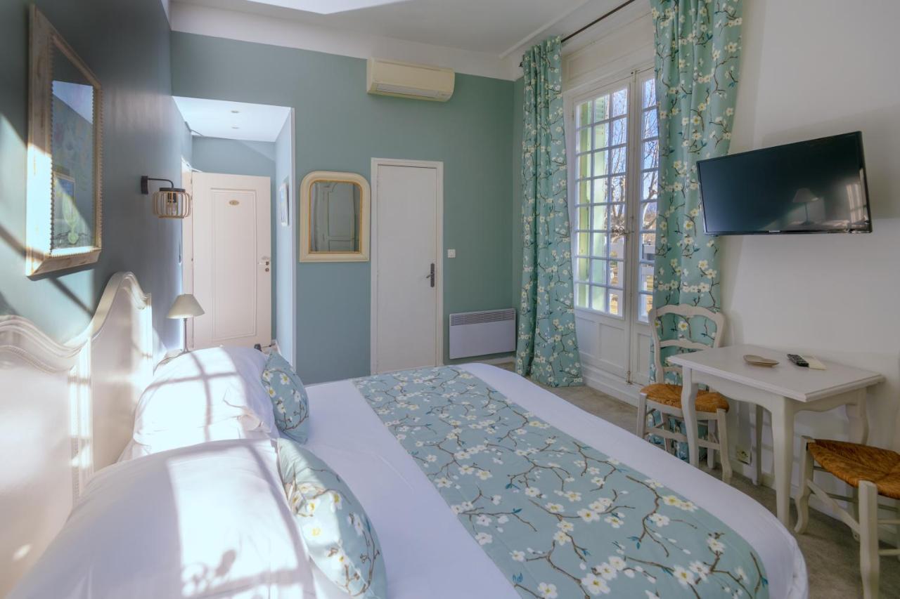 Demeures Et Chateaux Hotel L'Hermitage Pernes-les-Fontaines Exterior photo