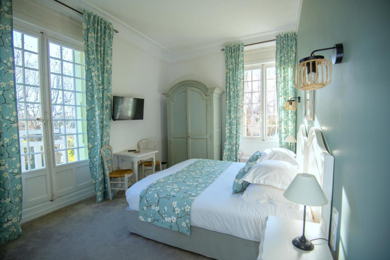 Demeures Et Chateaux Hotel L'Hermitage Pernes-les-Fontaines Exterior photo